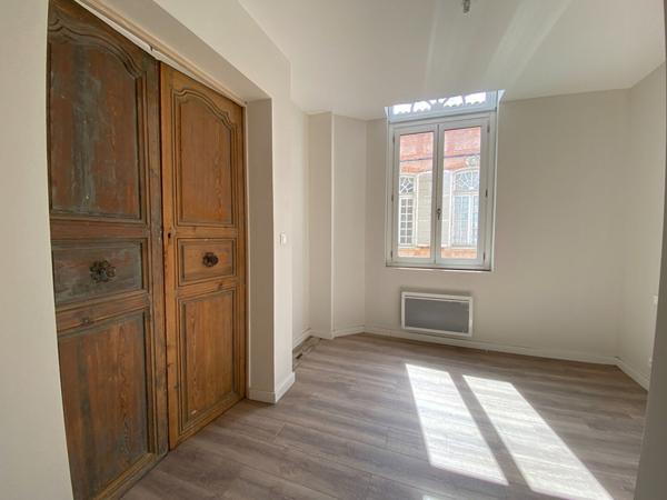 Appartement T3 de 74m² au centre de l'Isle-Jourdain