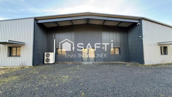 Local commerciale  Langon 920 m2
