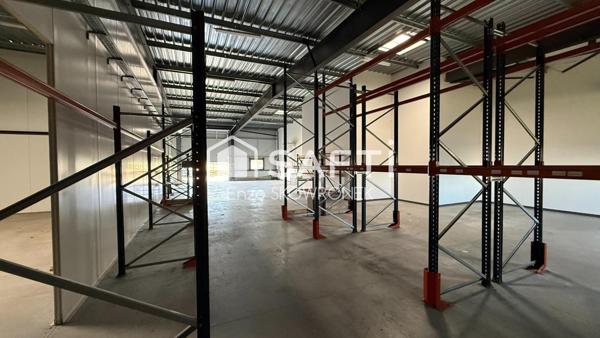 Local commerciale  Langon 920 m2