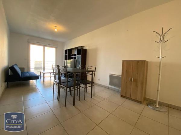 Location appartement Arles (13) 2 pièces 40.53m²