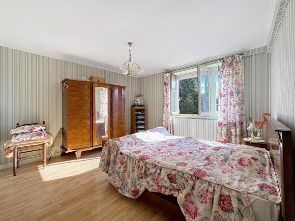 Maison à rénover avec jardin et fort potentiel – Vinzelles