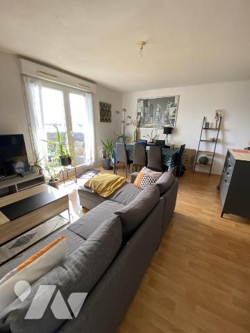  A VENDRE DANS LOUDEAC Appartement de type T3 avec balcon+stationnement