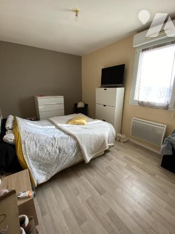  A VENDRE DANS LOUDEAC Appartement de type T3 avec balcon+stationnement