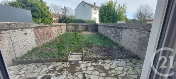 Immeuble à vendre  93 m 2   CAMBRAI  - 59