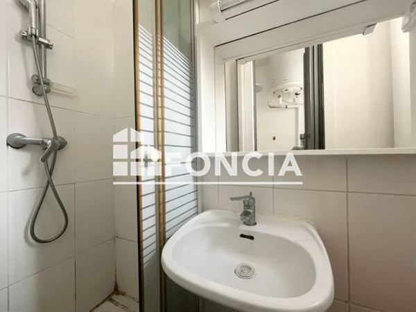 Location Studio 16.7 m² - 13, PLACE DE LA GARE Villemomble 93250