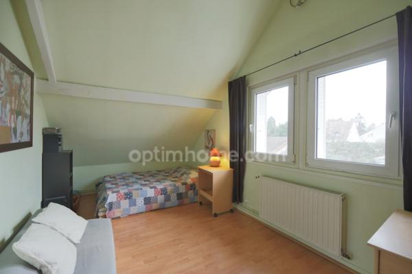 SAINT-PRIX, VAL D'OISE (95) : Maison individuelle d’environ 133 m² habitables (153 m² au sol) - 6 pièces principales