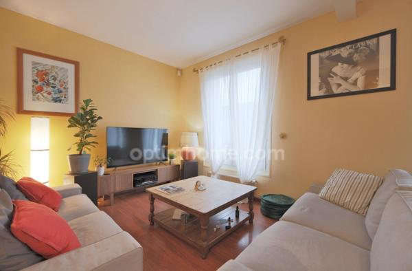 SAINT-PRIX, VAL D'OISE (95) : Maison individuelle d’environ 133 m² habitables (153 m² au sol) - 6 pièces principales