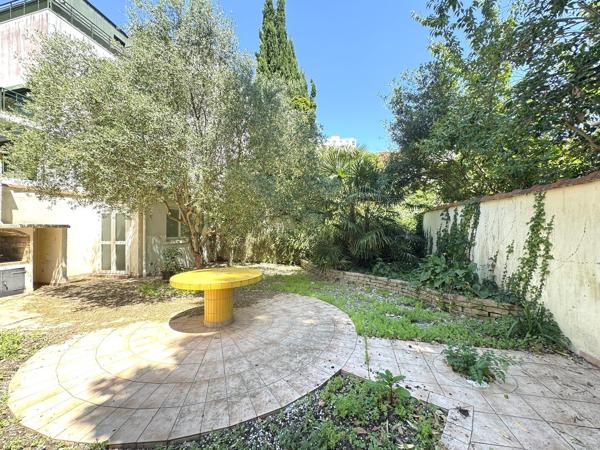 Maison avec jardin et garage Le Bouscat . Calme et confort 595 000 € H.A.I.*