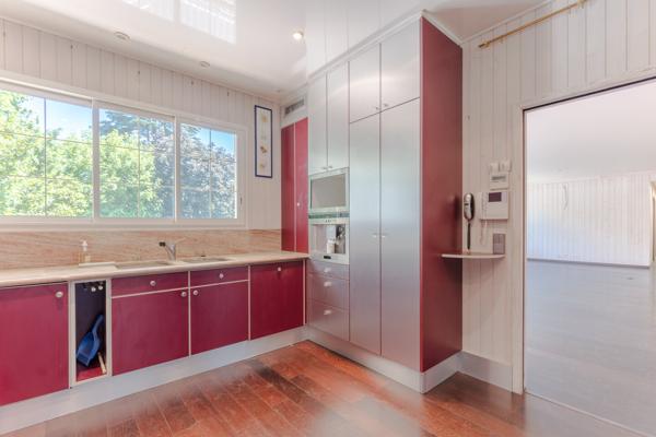 Maison avec jardin et garage Le Bouscat . Calme et confort 595 000 € H.A.I.*
