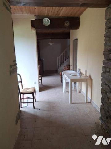 MAISON d'HABITATION A RENOVER