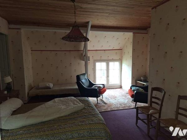 MAISON d'HABITATION A RENOVER