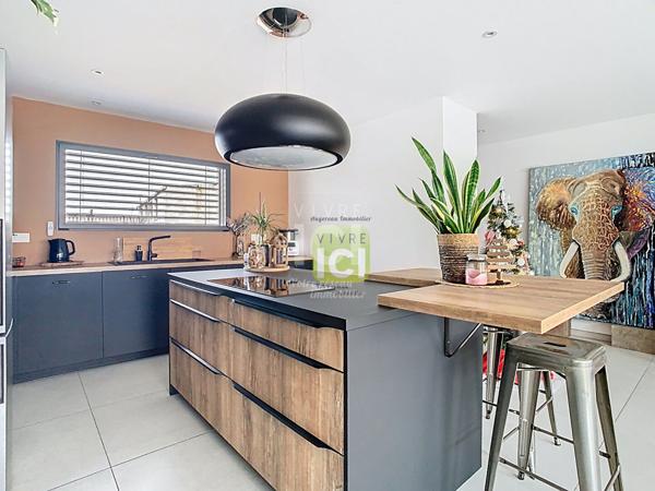 Maison familiale de 143 m² sur demi-niveaux avec Jardin de +300 m² sans vis-à-vis