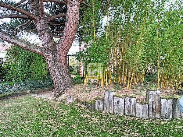 Maison familiale de 143 m² sur demi-niveaux avec Jardin de +300 m² sans vis-à-vis