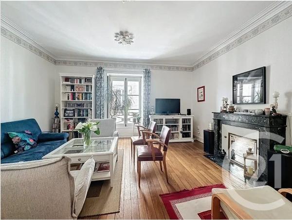 Appartement T5 à vendre  5 pièces - 107 m 2   NANTES  - 44