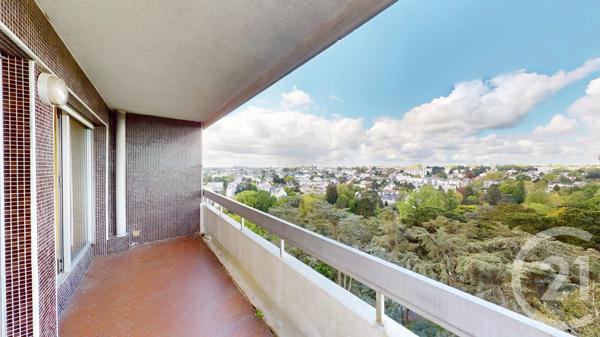 Appartement T5 à vendre  5 pièces - 107 m 2   NANTES  - 44