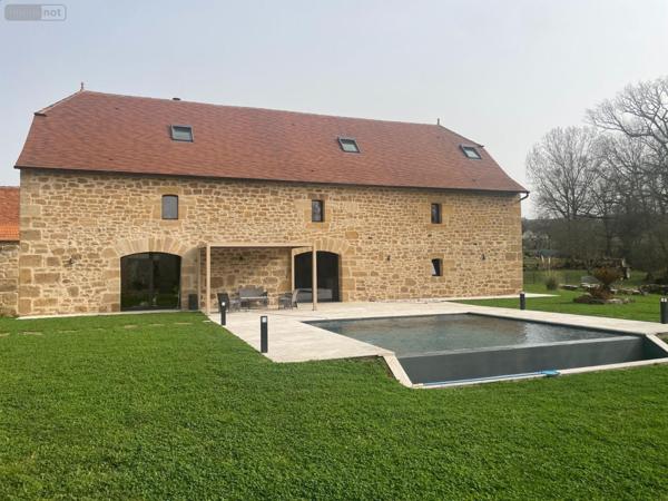 Maison à vendre à Lacapelle-Marival dans le Lot (46120), ref : 46030/MAIS/567