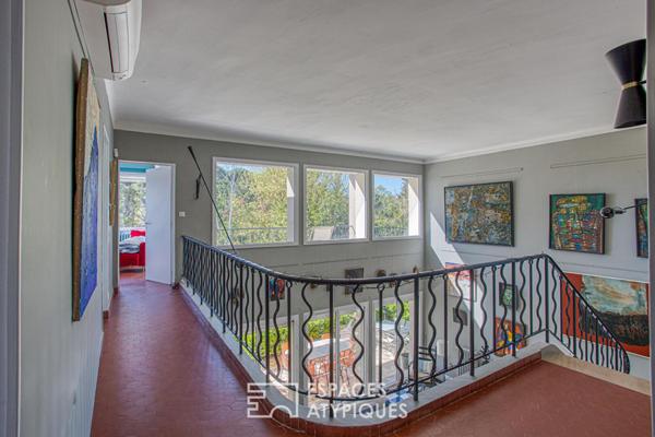 Une signature architecturale rare au coeur d’un parc paysagé