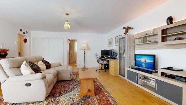 Maison contemporaine - Saint-cyprien Appartement T3 de standing en rez-de-jardin avec petit jardinet et place de parking sécurisée