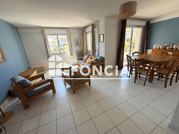 Location Appartement meublé 4 pièces 85.4 m² - 74 RUE FERNAND IZER Talence 33400