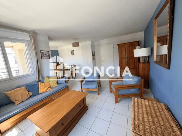 Location Appartement meublé 4 pièces 85.4 m² - 74 RUE FERNAND IZER Talence 33400
