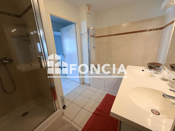 Location Appartement meublé 4 pièces 85.4 m² - 74 RUE FERNAND IZER Talence 33400