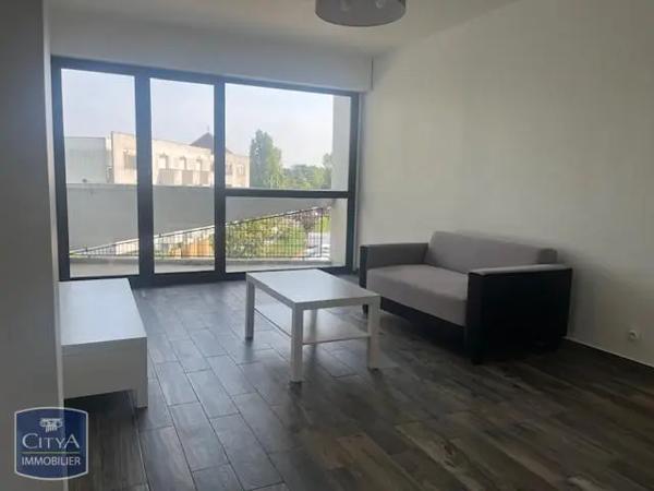 Appartement à louer 4 pièces 79.17m² Pessac (33600)
