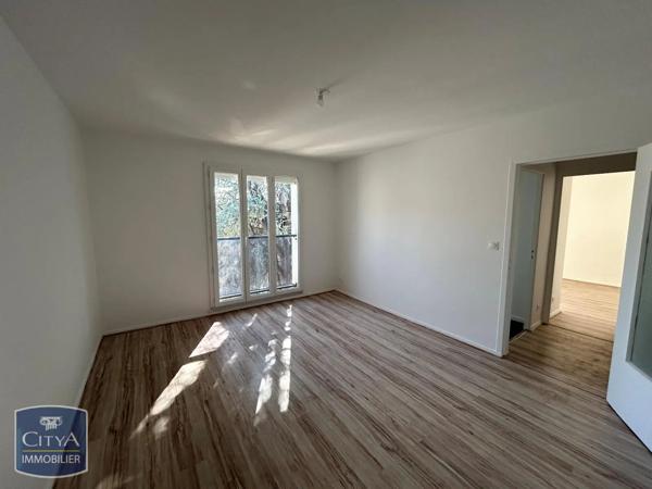 Appartement à louer 2 pièces 42m² Clermont-Ferrand (63000)