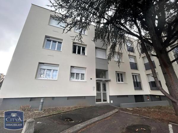 Appartement à louer 2 pièces 42m² Clermont-Ferrand (63000)