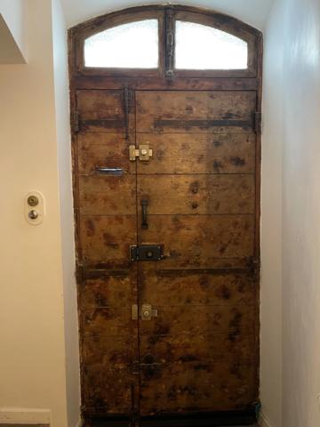 ARLES Maison rénovée avec terrasse et cave, 4 chambres