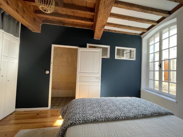 ARLES Maison rénovée avec terrasse et cave, 4 chambres