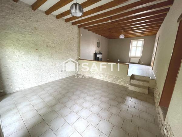 Maison de 140 m² à Niherne avec rivière