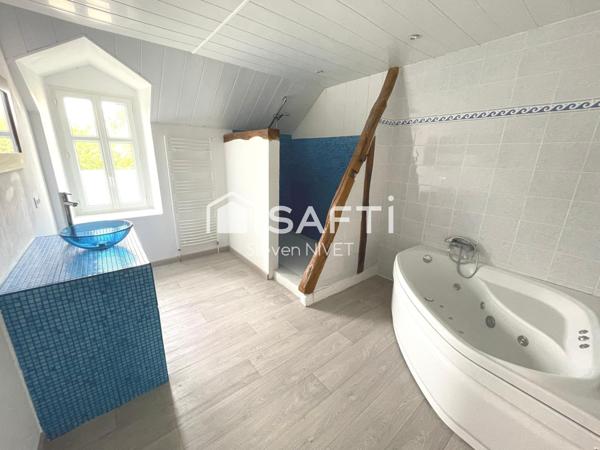 Maison de 140 m² à Niherne avec rivière