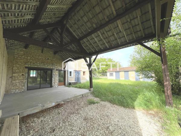 Maison de 140 m² à Niherne avec rivière