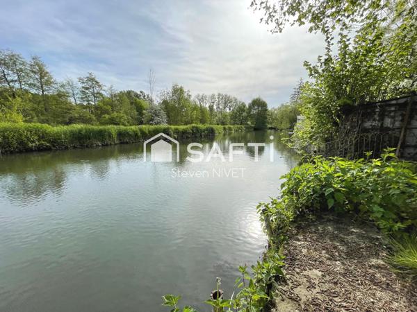 Maison de 140 m² à Niherne avec rivière