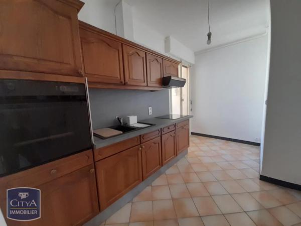 Appartement à louer 3 pièces 67.64m² Chambéry (73000)