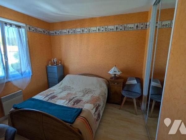 EXCLUSIVITE - LES HERBIERS - Maison sur sous-sol parfaitement entretenue de 102 m² habitable si...
