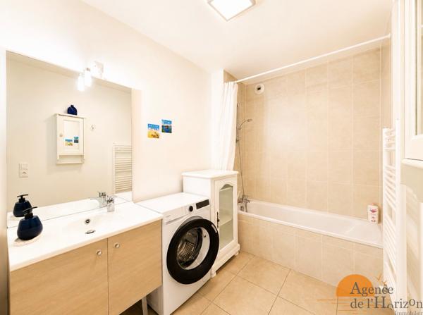 ARES HYPER CENTRE - APPARTEMENT T3 61 M2 AVEC TERRASSE