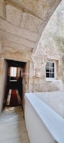 Immeuble à vendre 7 pièces de 116 m²