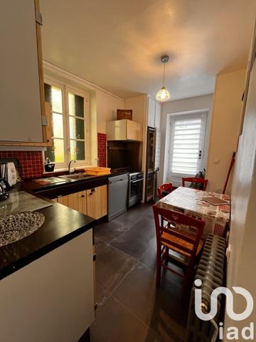 Appartement 2 pièces de 40 m² à Mont-Dore (63240)