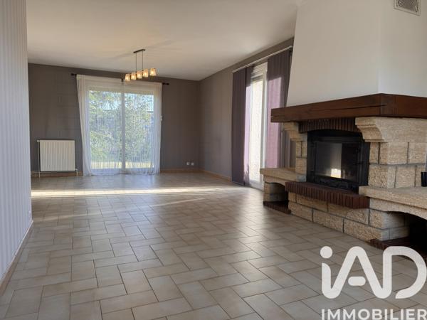 Maison à vendre 4 pièces 95 m² Andrézieux-Bouthéon