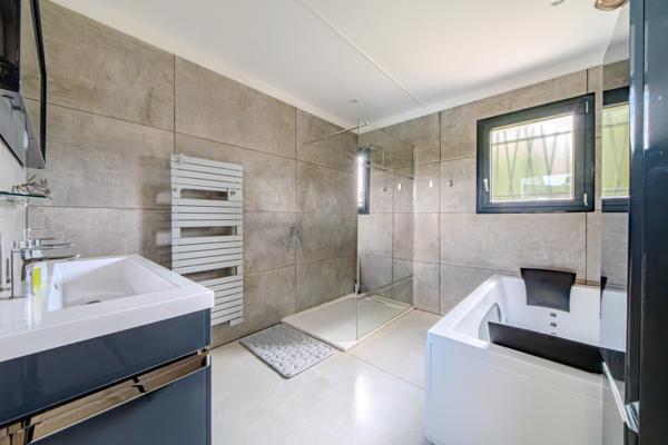 Lecques (30250) MAISON - PROCHE SOMMIERES