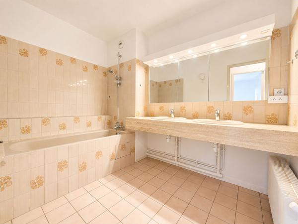 Appartement Gradignan 6 pièce(s) 134 m2