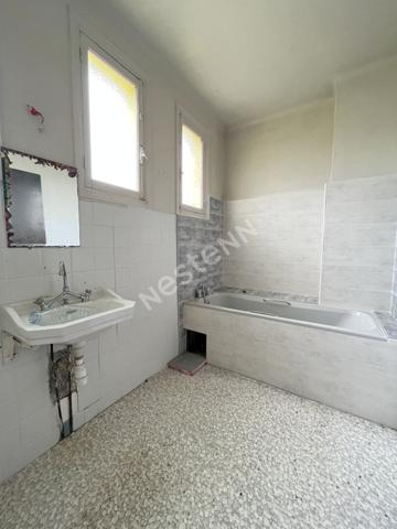 Immeuble à vendre à Moustoir Remungol d'une surface d'env. de 300 m² avec un terrain de 1350 m²