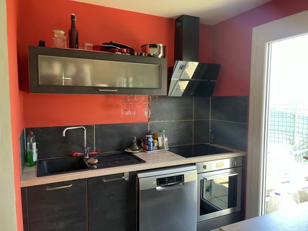 Rochefort-du-Gard (30650) Maison meublée plein pied garage jardin