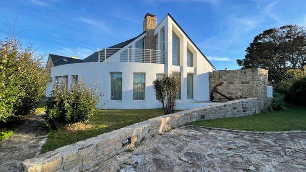Saint-Pierre-Quiberon - Propriété de 200 m² en vente avec vue sur la mer et piscine