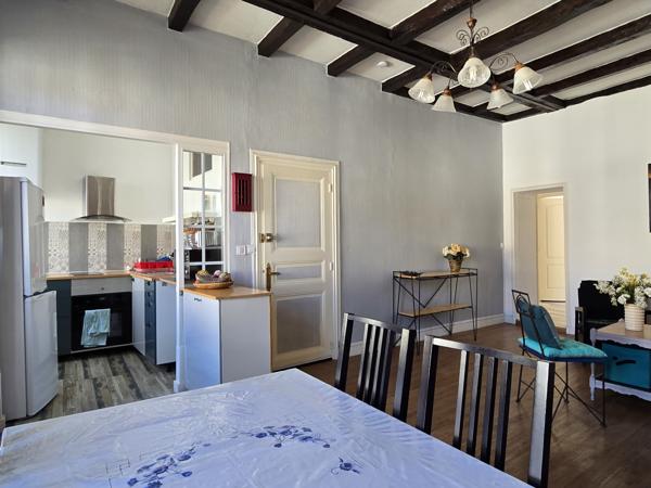 Appartement 5 pièce(s) 3 chambre(s) 141 m²