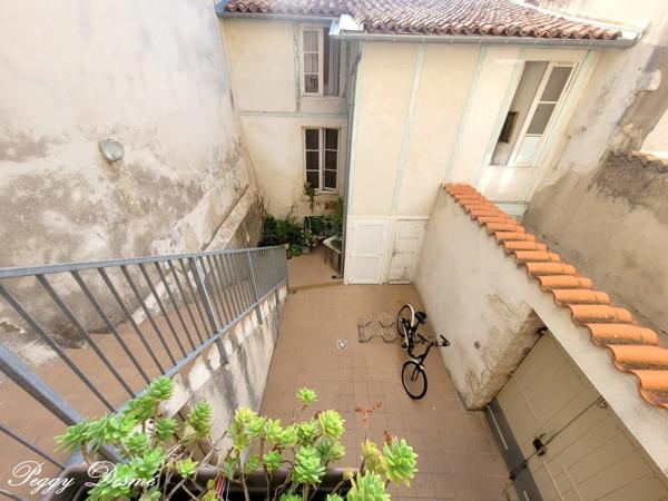 Appartement à vendre 1 pièces LA ROCHELLE (17) - Cœur Historique de La Rochelle - A 200m du Marché Central