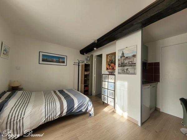 Appartement à vendre 1 pièces LA ROCHELLE (17) - Cœur Historique de La Rochelle - A 200m du Marché Central