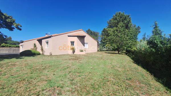 Vente
                Maison147,2 m² - 4 Pièces -
                    LA TREMBLADE (17390)