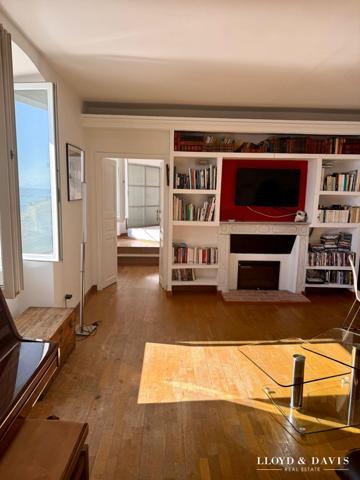 Appartement avec roof top et vue panoramique mer